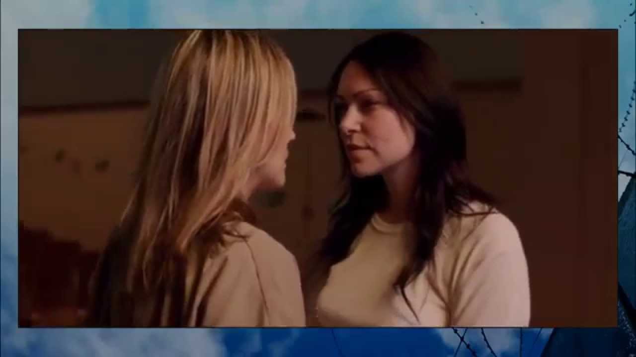 Orange Is The New Black First Kiss In Prison Of Alex And Piper S1e09