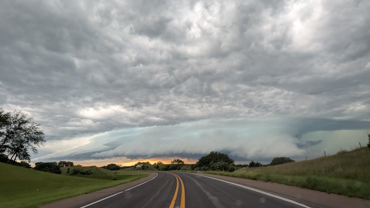 Captured an incredible shelf cloud on a Nebraska chase!!! - Part 2 ...