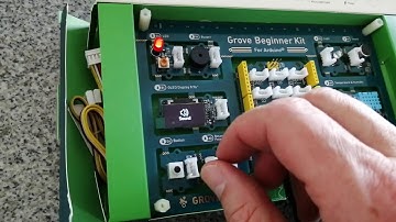 The Grove Beginner kit for Arduino