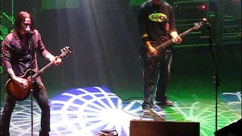 Alter Bridge - White Knuckle - Manchester 9/11/08