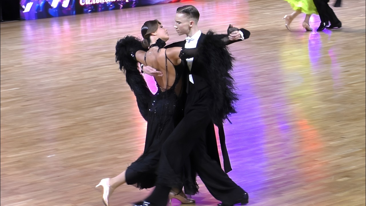 1/4 Финала Чемпионата России 2025, молодежь = Вальс, Танго, Венский вальс, Слоуфокс, Квикстеп