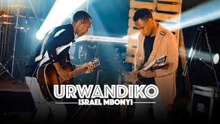 Video voorbeeld van "Israel Mbonyi - Urwandiko (Live)"