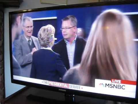 Tiffany Trump avoiding kiss from dad after 2nd debate ...