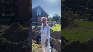 ЗАВОДИМ ВОДУ В БОЛЬШОЙ ДОМ #загородныйдом #нетипичныйфермер #строительстводома