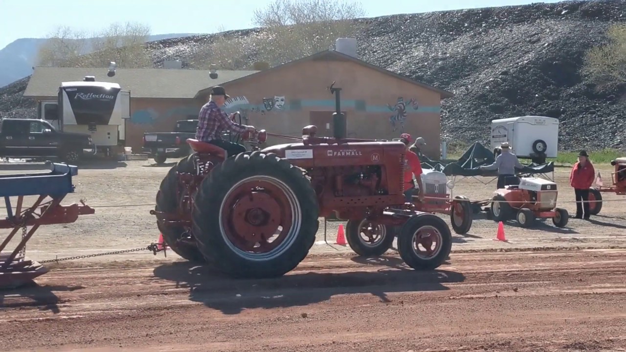 Arizona Flywheelers' Chris Adler Pulls Sled with Farmall M