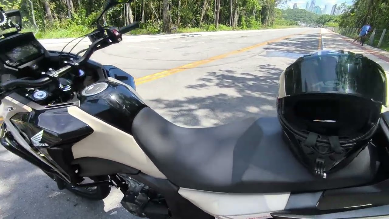 Sahara 300 ADV , pontos positivos e negativos 