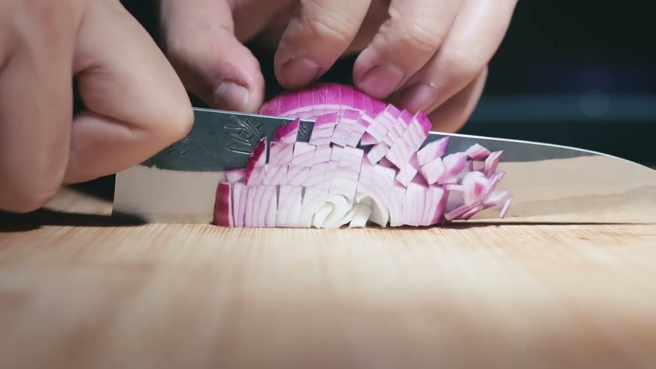 Hatsukokoro Kurokaze Blackwind Gyuto Chefs Knife 210mm White 2