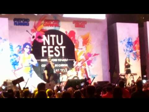 Gary and Jung In - Drunken Night Tune