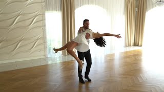 Kultowe podnoszenie KELNER 🔥| Unoszenie | Jak to zrobić? | Lift | Wedding Dance | Pierwszy Taniec