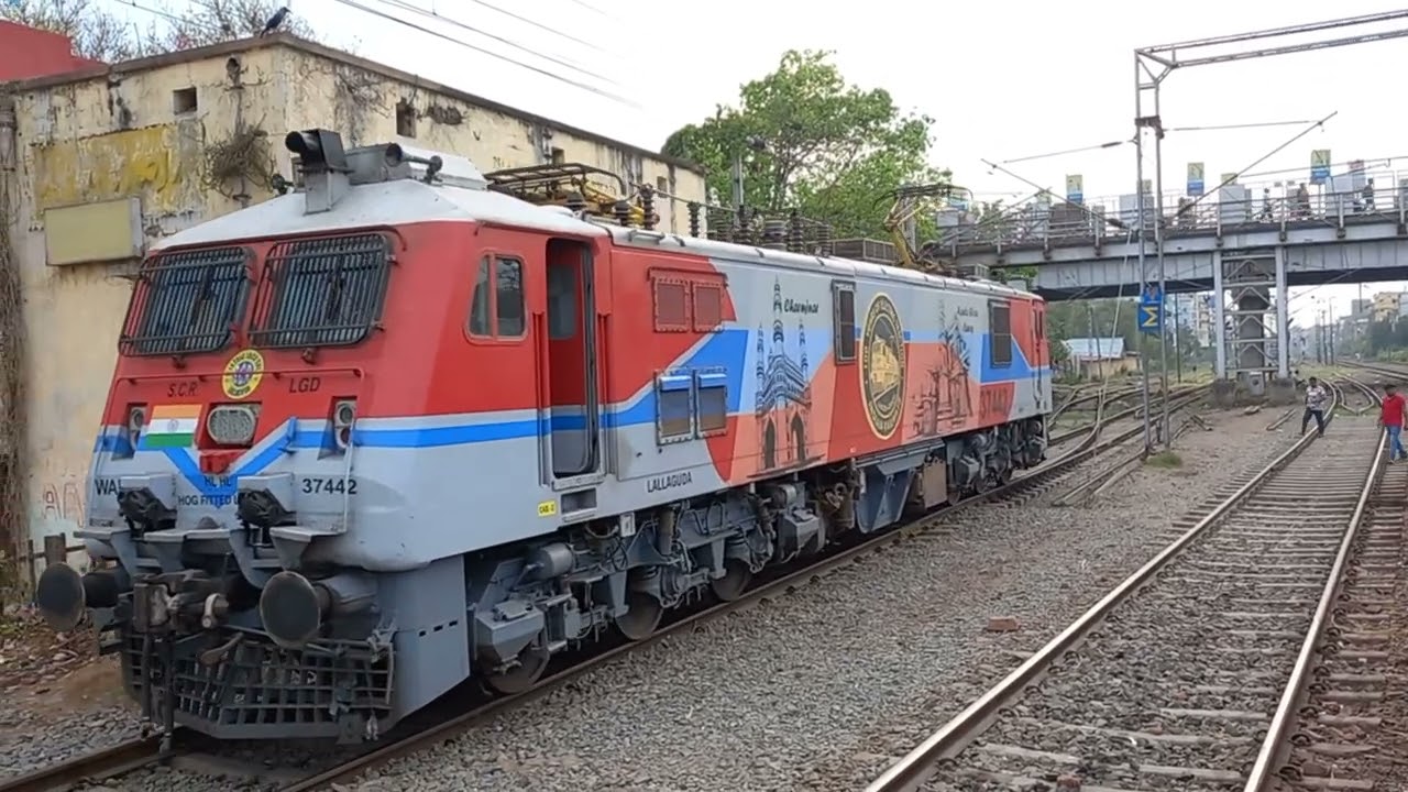 The Honk Show by LGD 100 year's of Electrification Celebrated WAP7 At Rajendra Nagar Terminal.