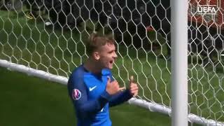 Kumpulan selebrasi pemain bola santuy | bikin ngakak