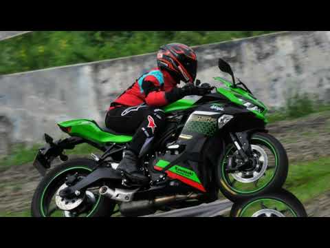 Test Ride Kawasaki Ninja ZX-25R - YouTube