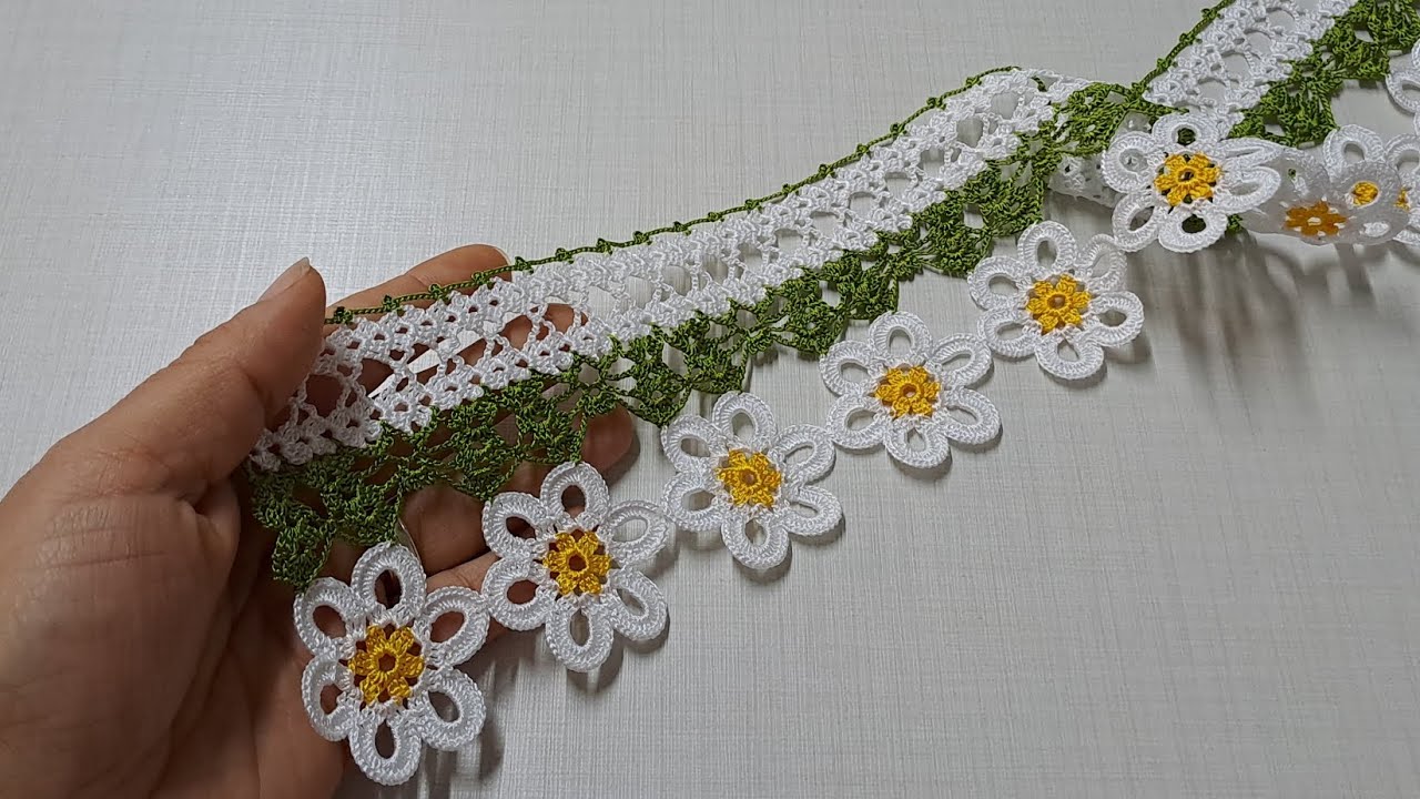 122. Sıralı papatyalar havlukenarı modeli.