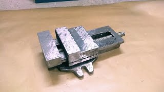 видео: Самодельные тиски для самодельного сверлильного станка из металлолома картинка: Самодельные тиски для самодельного сверлильного станка из металлолома