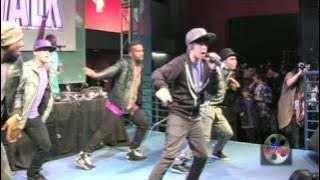 Justin Bieber performs 'One Time' live at Universal CityWalk