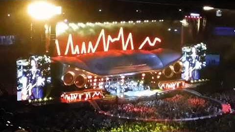 Bon Jovi does ACDC - Highway to Hell by Phil X