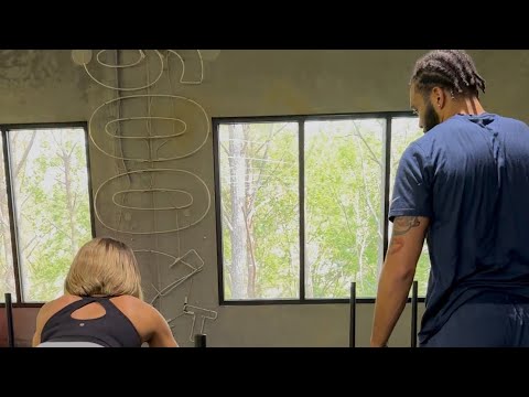 Amanda gets an NFL workout with Tay