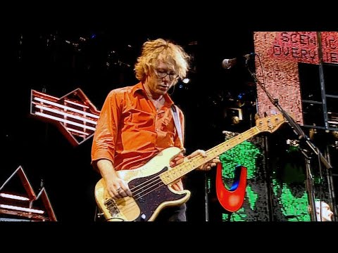 R.E.M. | Everybody Hurts Live [ Perfect Square ]ᴴᴰ