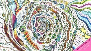 Drawing a Magic Spiral :: Ulrike Hirsch