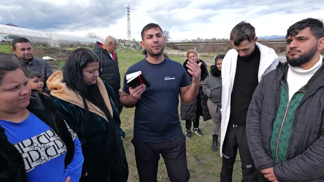 СЛУЖИТЕЛ СЕРГЕЙ ВОДНО КРЪЩЕНИЕ ЦЪРКВА ВЕТИЛ