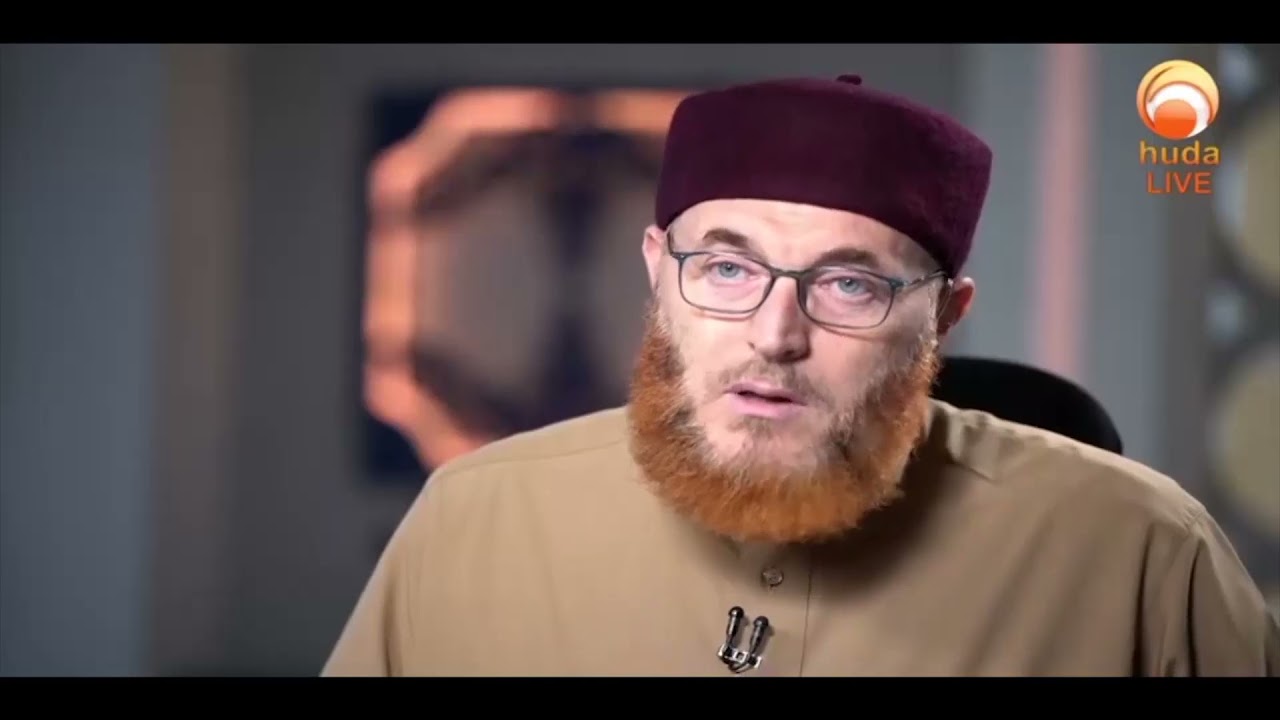 Sheikh Assim Al Hakeem said that i shouldn't live in a non muslim country  #DrMuhammadSalah #hudatv