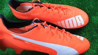 lightest soccer boots