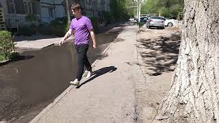 Во дворе дама по улице Н,Островского,162 фекалии вытекают из колодца уже три месяца зловоние ужасное