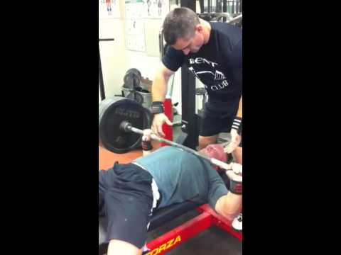 Team Boad Phillip brewer benchpress 435 for 4 reps...