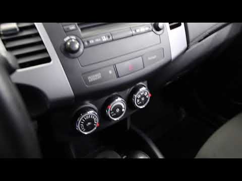 MITSUBISHI OUTLANDER (мицубиси аутлендер 2012 г.в) приборная панель, момент запуска двигателя.