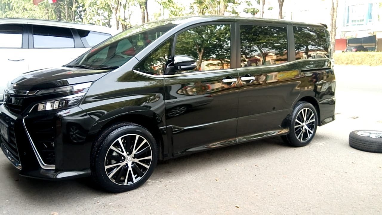 Modifikasi Modifikasi Mobil Nissan Serena 2019 Bowomodif