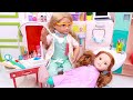 Doll visits the dentist! Play Dolls