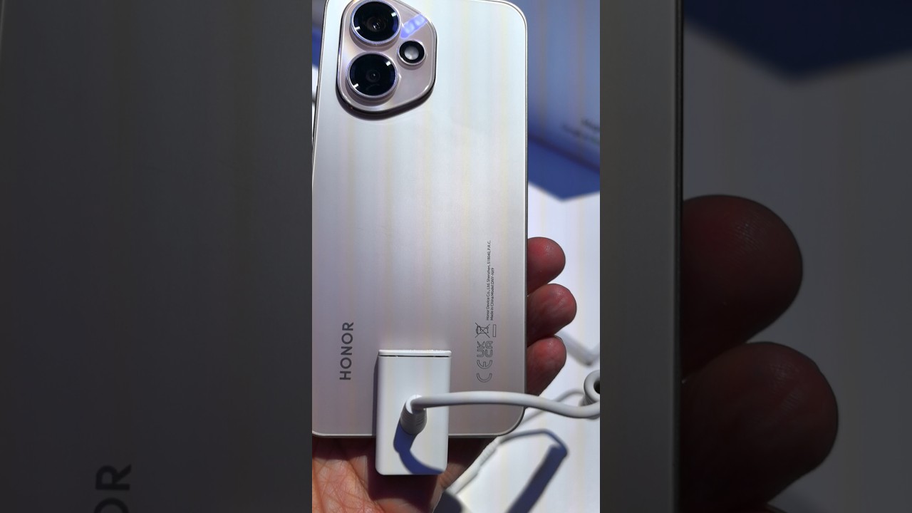 First Look at Honor 400 