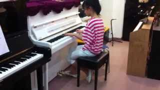 Tân Nhạc Cụ: Học trò vừa tốt nghiệp khóa đầu