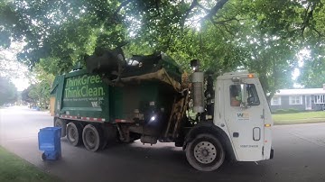 WM Mack LEU python 104376 packing trash