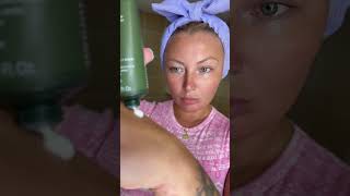 Subscribe for more 🫶 #skincare #exfoliator #glowskin #freshskin #lizearle #bestproducts #makeup