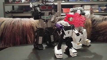 Transformers Generations Select Bug Bite: Quick Review