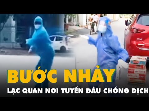 Video: Muceniece Và Khilkevich đã Dàn Dựng Một Trận Chiến Về Những Bức ảnh Bãi Biển Trung Thực - Ai Trông Ngầu Hơn?