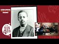 EL BÚNQUER: Lewis Howard Latimer (2x121). En Lewis va néixer com a esclau, va néixer propietat d’un supremacista blanc que estovava els seus pares. De fet, el seu pare va haver d’anar als tribunals i pagar un tribut perquè en Lewis fos un nen lliure. La cosa comença malament, però de seguida remunta, no us preocupeu. En Lewis entra a treballar a un bufet d’advocats especialistes en patents, aprèn dibuix tècnic i comença a inventar i a patentar gadgets. En Lewis Howard és un dels inventors afroamericans que van fer valuoses aportacions, però que els llibres d’història, curiosament, van oblidar d’esmentar. Nosaltres, des del nostre búnquer, li volem fer un petit homenatge. - EMTV