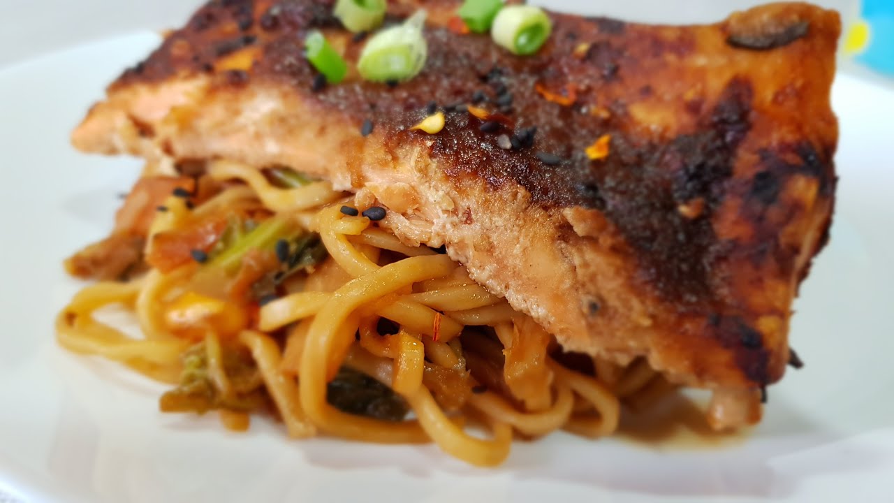 RECEITA DE NOODLES COM SALMÃO Pronto em 20 minutos ! YouTube
