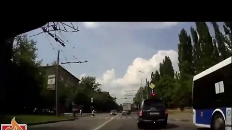 Russia Car Crash Caught on Camera Tape | Car Crash Road Rage Caught On security Camera