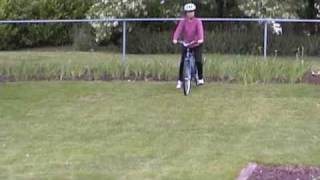 Learning to Bicycle Without Pain; Teaching Bicycling Without Strain
