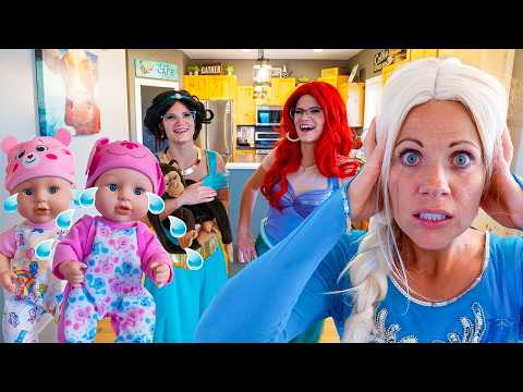 Frozen Elsa, Princess Jasmine, and Ariel Babysitting Twin Baby Dolls!