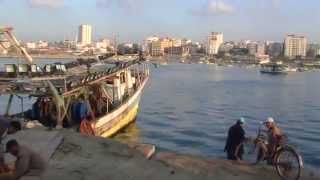 Islam: Les pêcheurs Palestiniens de Gaza bombardé par israel l'entité sioniste en plus de l'ambargo