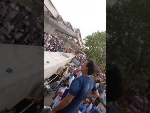 Varanasi flyover collapse 7