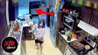 現實版《閃靈》澳洲超級雙生子 | 7個令人難以置信的奇怪影片 #午夜 #MiDnight