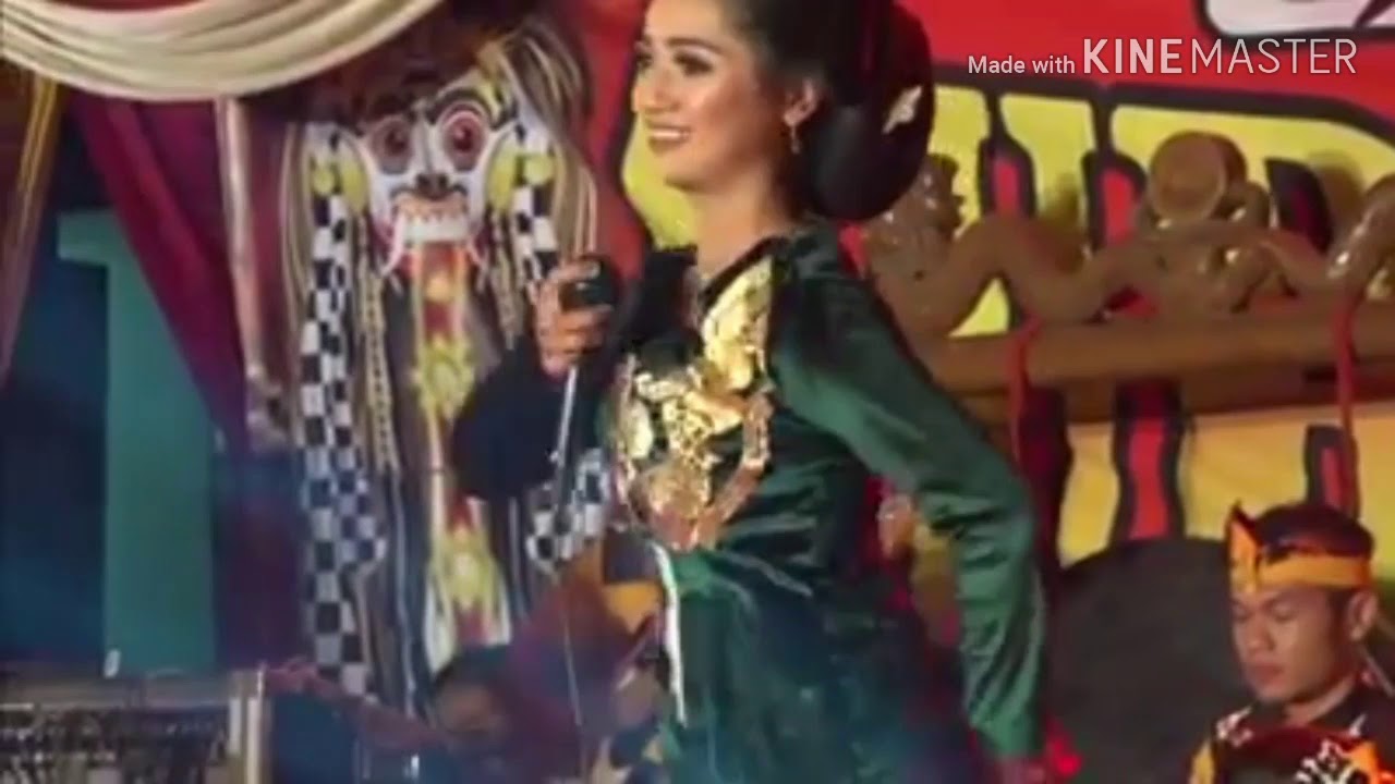 Sinden jawa campursari cantik - YouTube