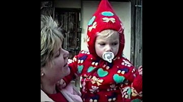 Taylor Swift - Christmas tree farm | #aepdisncy #taylorswift #shorts #trending