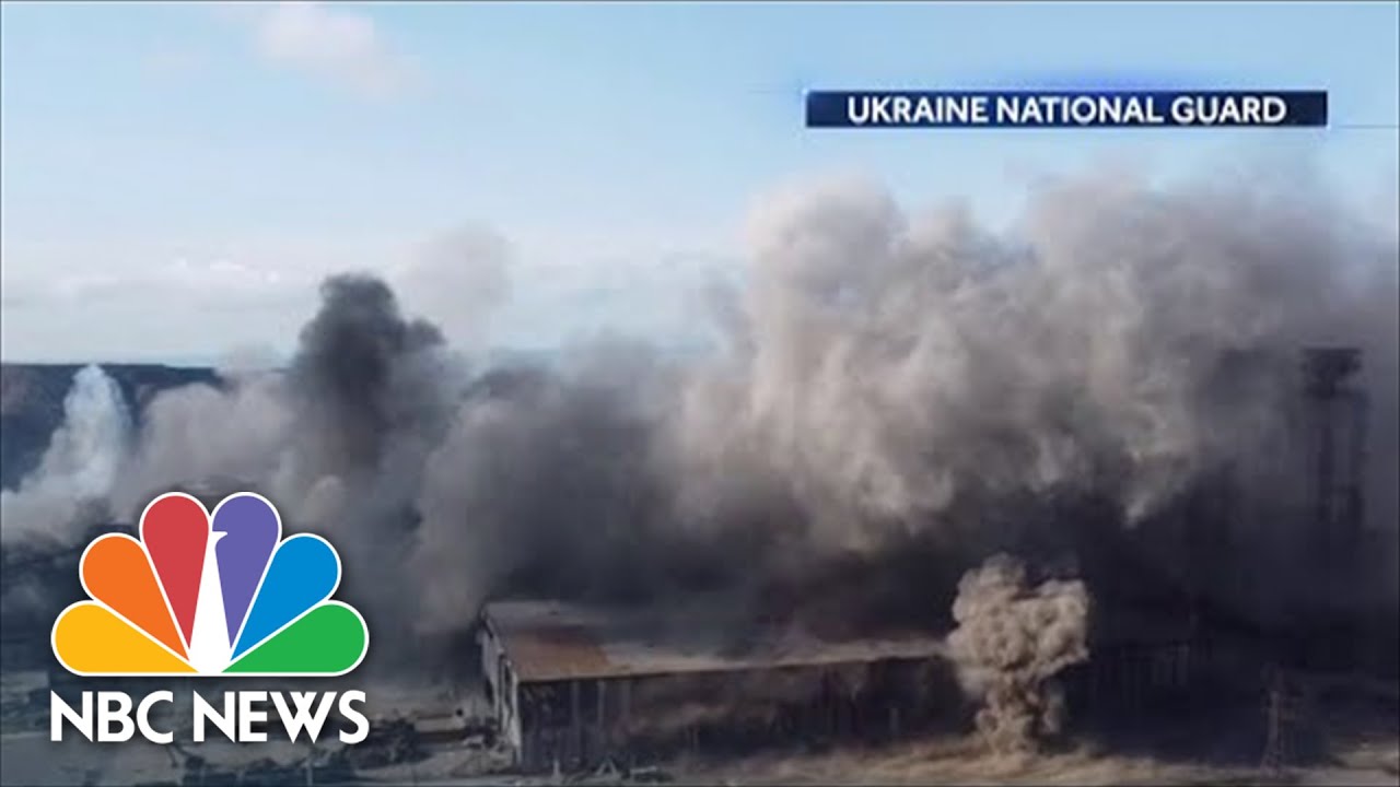 Ukrainian Forces Fighting 'Bloody Battles’ in Mariupol