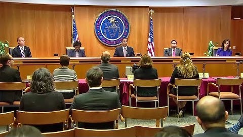FCC Votes Along Party Lines to End 