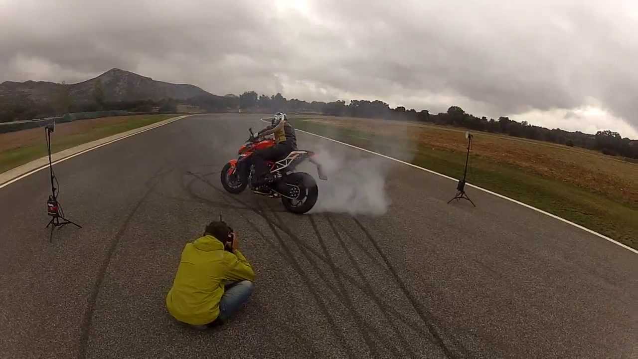 KTM 1290 Super Duke burn out`s by Bomber Magazine